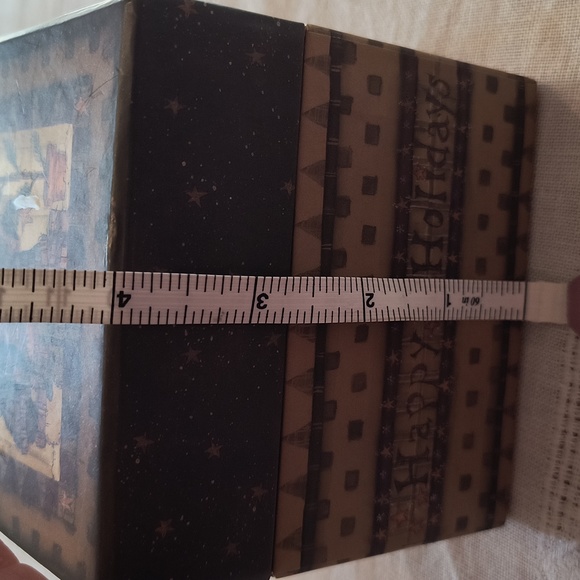 Snowman Decorative Box - Picture 12 of 12